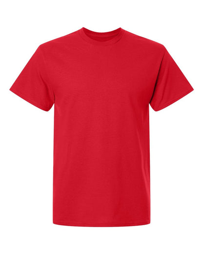 Gildan 5000 blank t-shirt in Red, front view